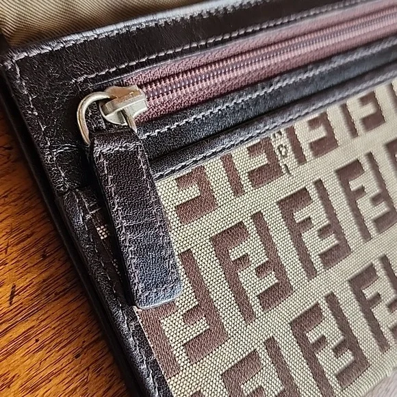 Vintage Fendi Brown & Beige Zucchino Canvas & Leather Continental Wallet - Picture 16 of 17
